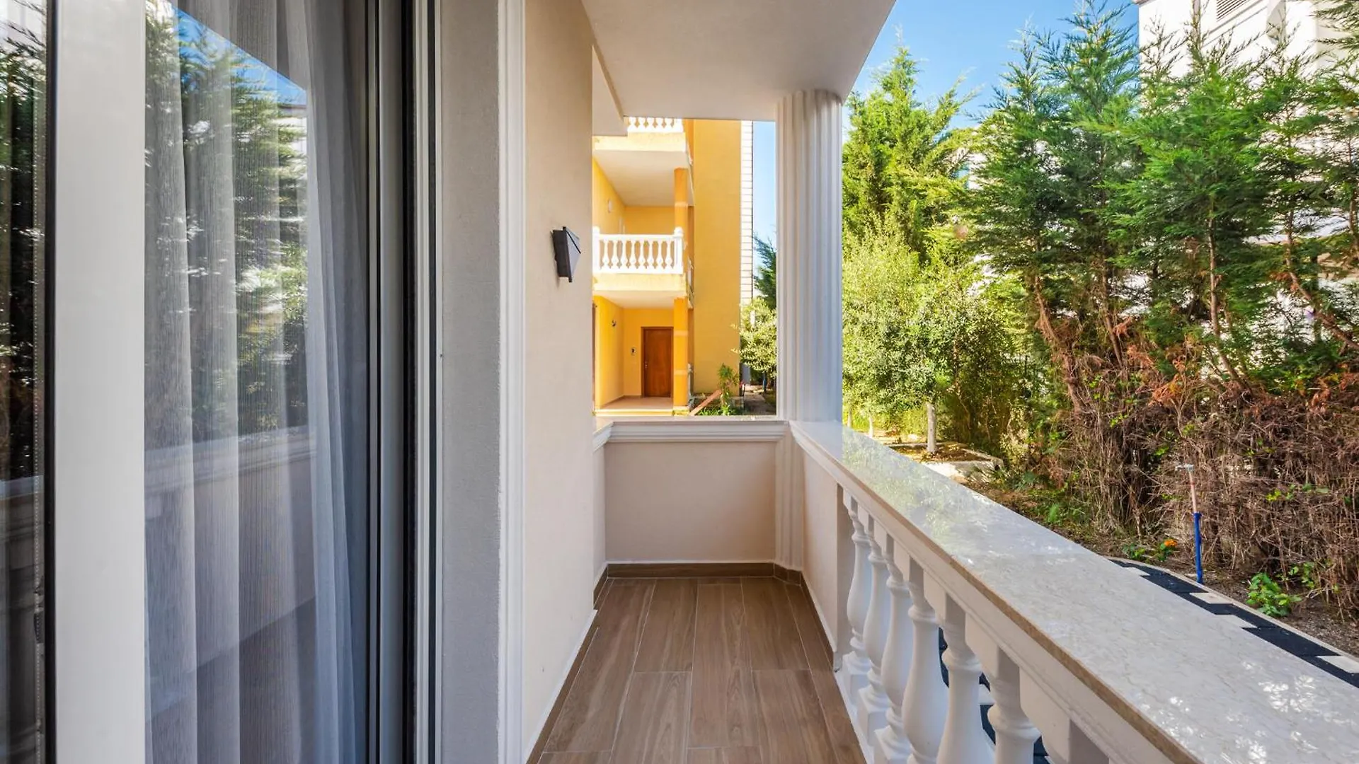 Sea La Vie Apartment Golem  Albánie