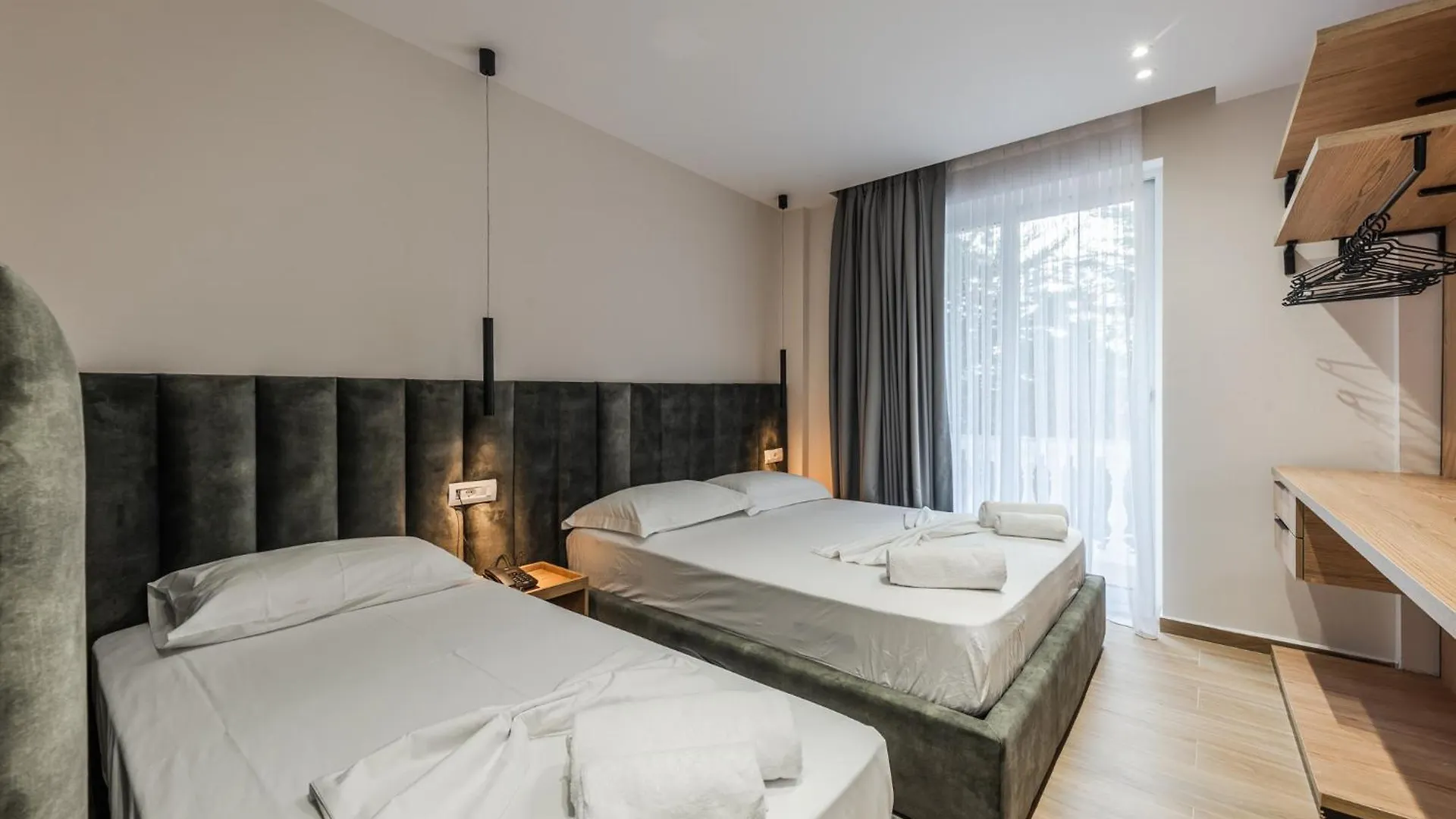 Sea La Vie Apartment Golem  Albánie